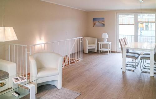 Stunning Apartment In Graal M�ritz W/ 2 Bedrooms