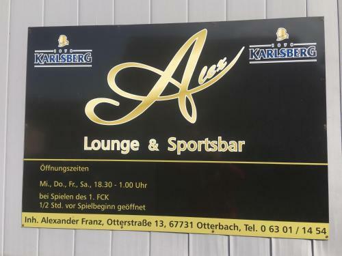 Hostal Alex -lounge -sportsbar -smokerlounge