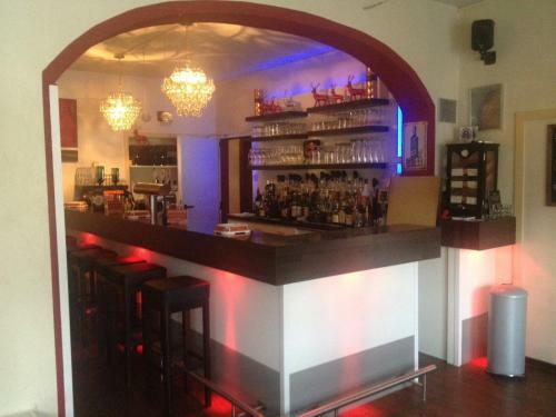 Hostal Alex -lounge -sportsbar -smokerlounge