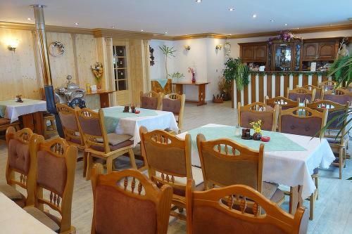 Hostal Penzion U Vesel�ch