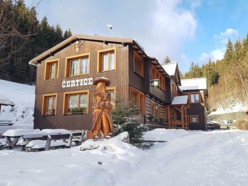Hostal Penzion Certice