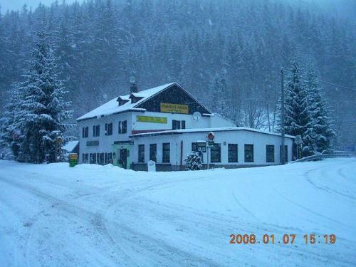 Hostal Penzion Na Krizovatce