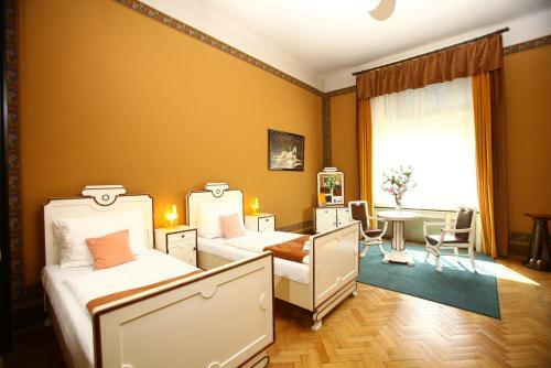 Hotel Chateau Kot?ra