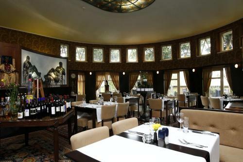 Hotel Chateau Kot?ra
