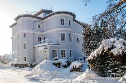 Hostal Pension Trautenberk