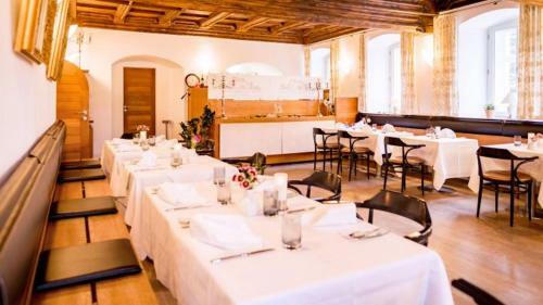 Schlosshotel Eyba Mit G�stehaus