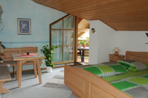 Apartamento Ferienwohnung Lanzinger