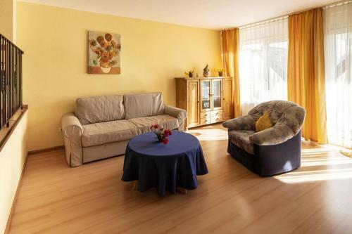Helle 93m2 Fewo Mit 2 Schlafzimmern Am Edersee