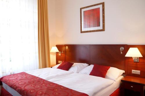 Hotel Grand