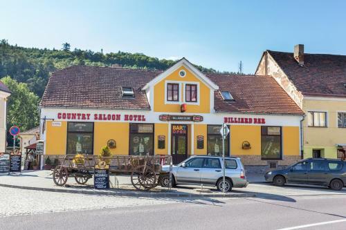Hostal Country Saloon