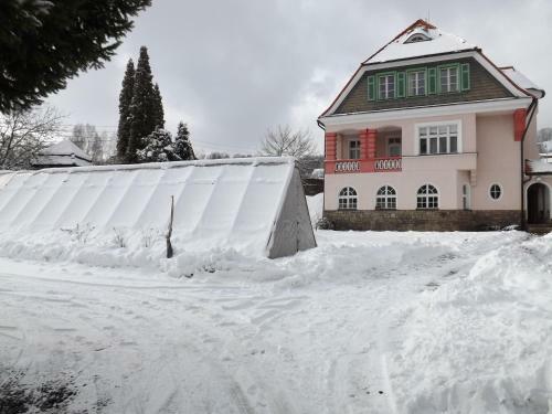 Hostal Penzion Signum Laudis
