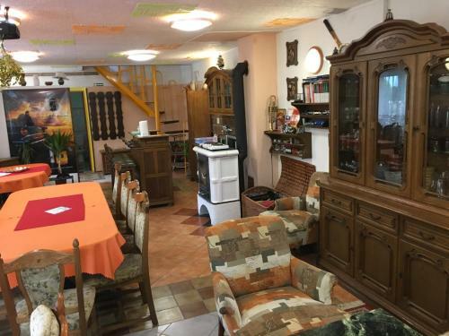 Hostal Penzion Hugo