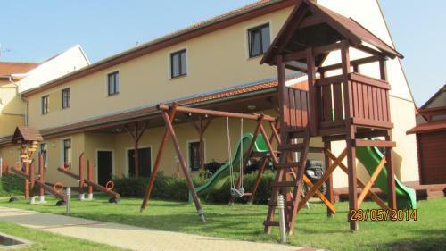 Active Wellness Hotel U Zlat� Rybky