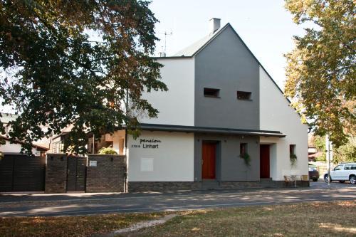 Hostal Penzion Linhart