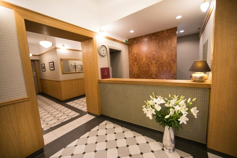 Hotel Golfi