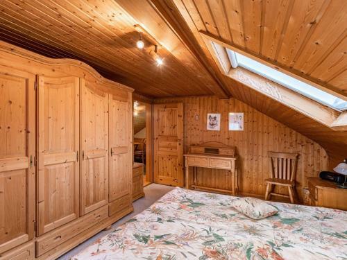 Majestic Holiday Home In Untersch�nau With Jacuzzi