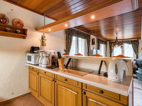 Majestic Holiday Home In Untersch�nau With Jacuzzi