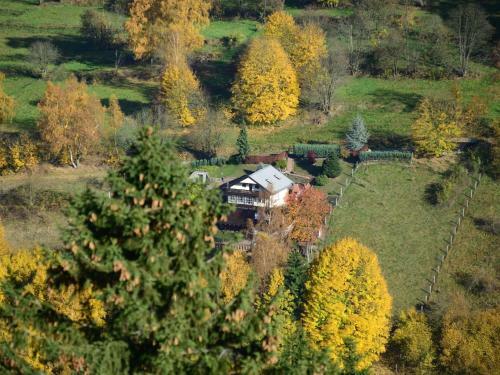 Majestic Holiday Home In Untersch�nau With Jacuzzi