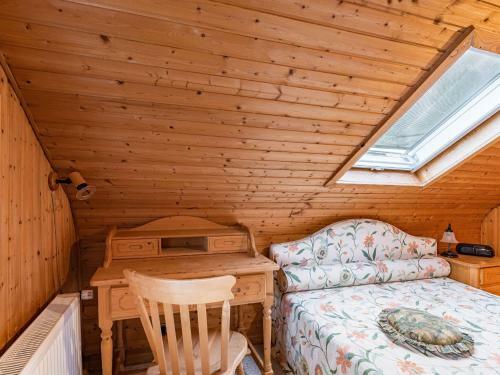 Majestic Holiday Home In Untersch�nau With Jacuzzi