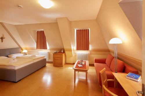 Hostal Priester- Und G�stehaus Marienau