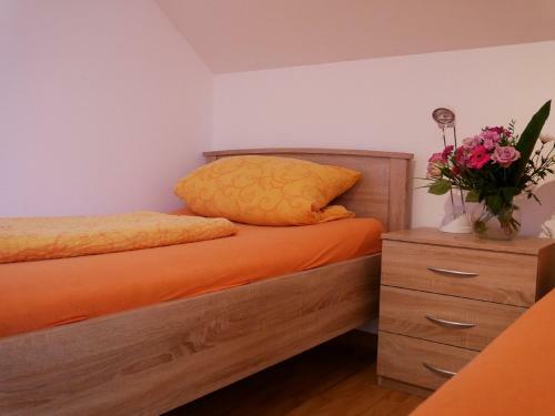 Apartamento Weingut & Ferienwohnungen Kirch