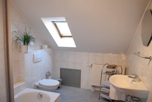 Apartamento Weingut & Ferienwohnungen Kirch