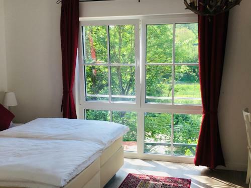 Hostal Altes Forsthaus Waldenbuch / Bei Der Messe Stuttgart