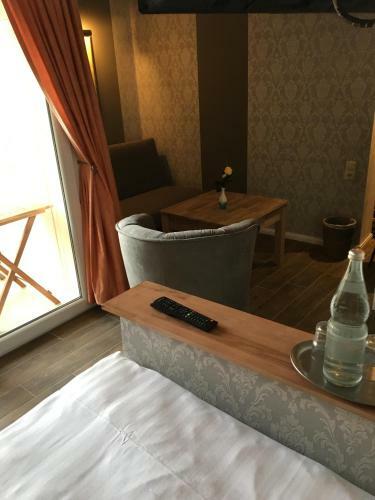 Hostal Hotel-pension Markt-scheune Anno 1652