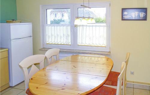 Nice Apartment In Rerik Ot Rusoow With 2 Bedrooms