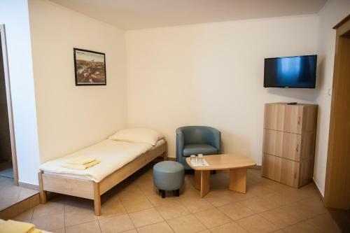 Hostal Penzion Eden