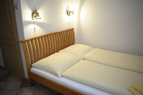 Hostal Penzion Eden