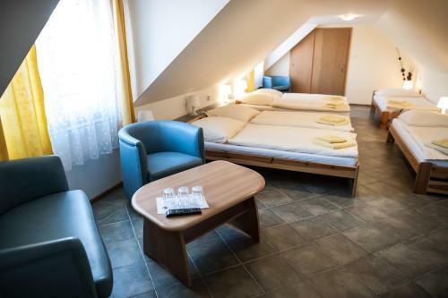 Hostal Penzion Eden