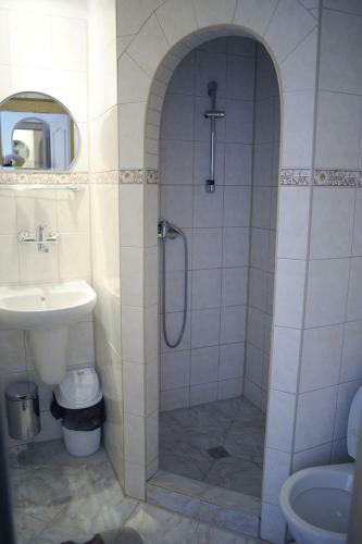 Hostal Penzion Eden