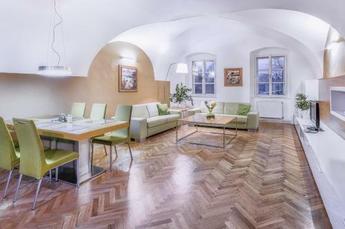Aparthotel Apartmany Chornitzeruv Dum
