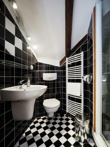 Hostal Penzion Kamenne Slunce