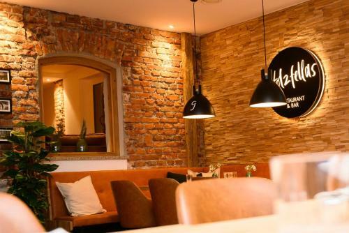 Hotel Holzfellas Home