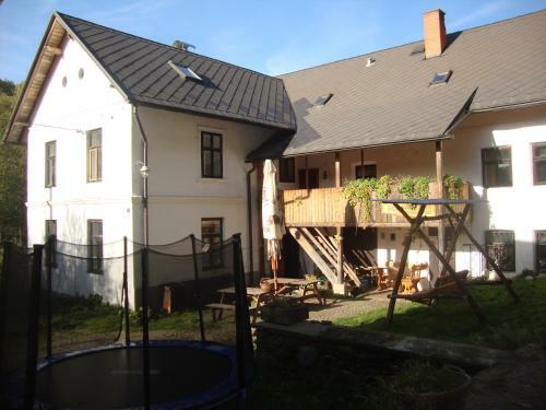 Hostal Petrovick� Ml�n