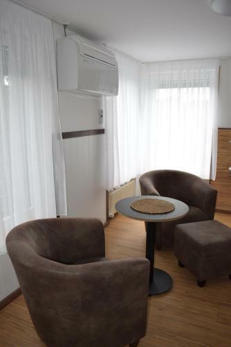 Apartments Mit Klimaanlage Am Neckarufer