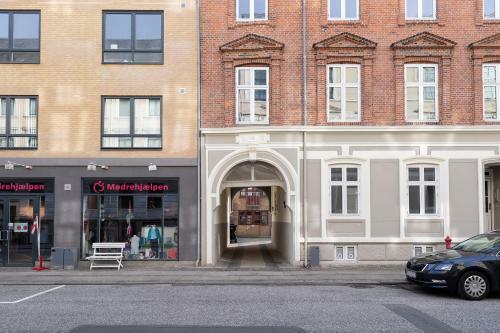 Adnana - Apartment Suite 4 Aalborg Center