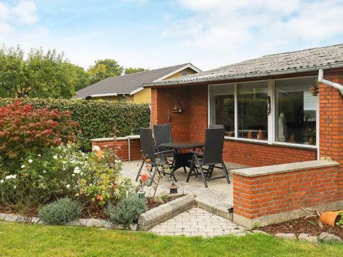 Holiday Home �r�sk�bing V