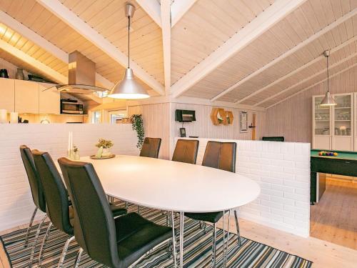 Holiday Home �lb�k Lxvii