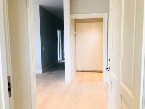 Bed & Breakfast Adnana - Modern Living - Room One - Aalborg Center