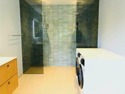 Bed & Breakfast Adnana - Modern Living - Room One - Aalborg Center