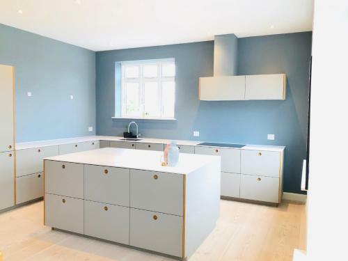 Bed & Breakfast Adnana - Modern Living - Room One - Aalborg Center