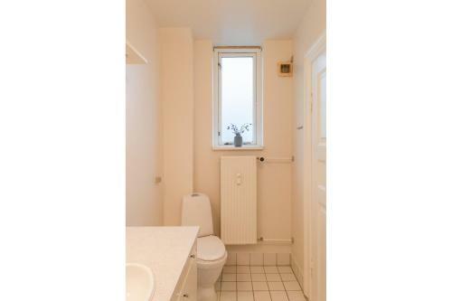 Bright And Spacious Apartment In Downtown �rhus