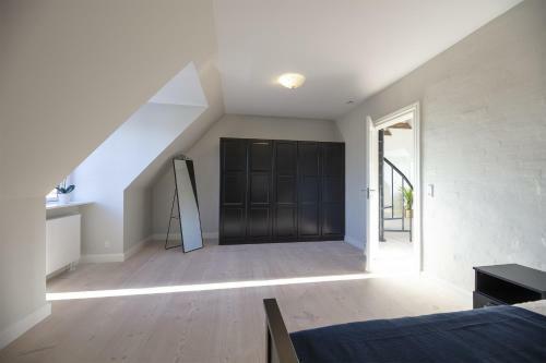 Bed & Breakfast Adnana - Modern Living - Masters Room