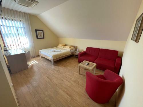 Hostal Penzion U Bohu?a