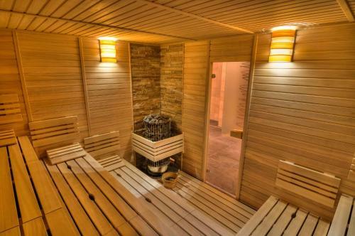 Hostal Statek Samsara