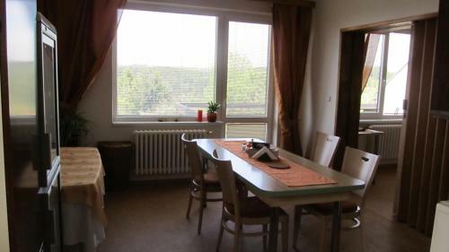 Hostal Ubytov�n� U Macochy