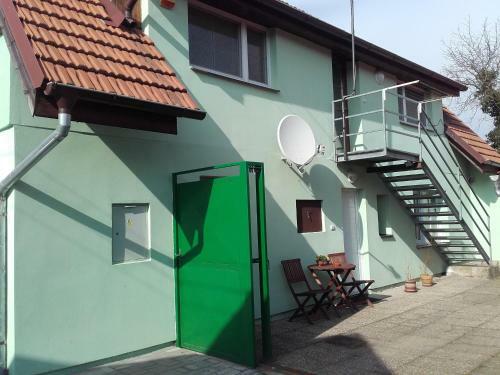Hostal Apartm�n Koi